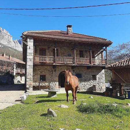 La Casa Vieja en Valdeón Soto De Valdeon Exterior foto